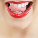 5 Kebiasaan Harian yang Bikin Lidah Tetap Sehat