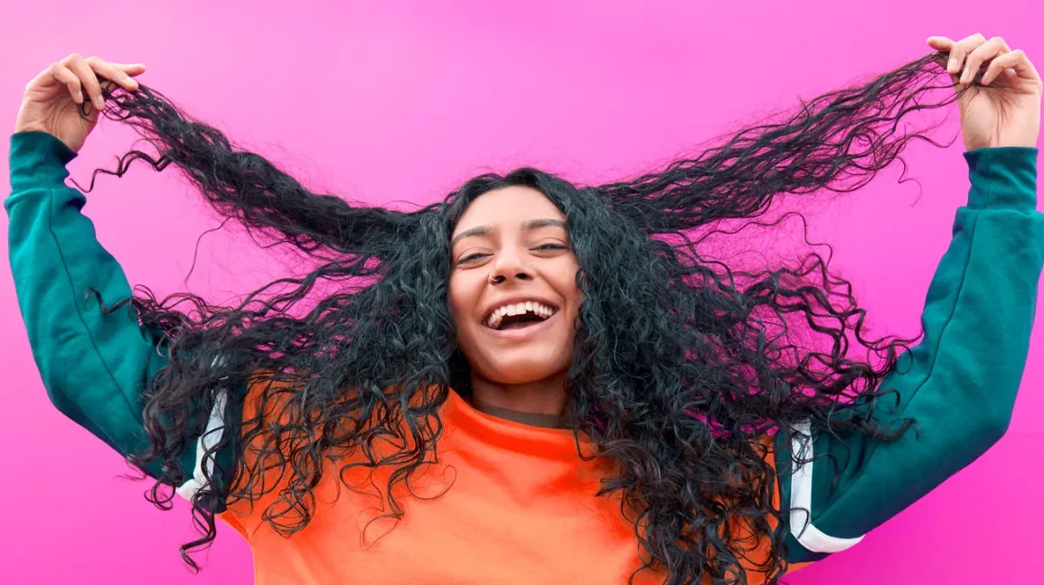 7 Cara Menguatkan Akar Rambut Secara Alami