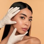 7 Tips Merawat Bibir Setelah Perawatan Estetika