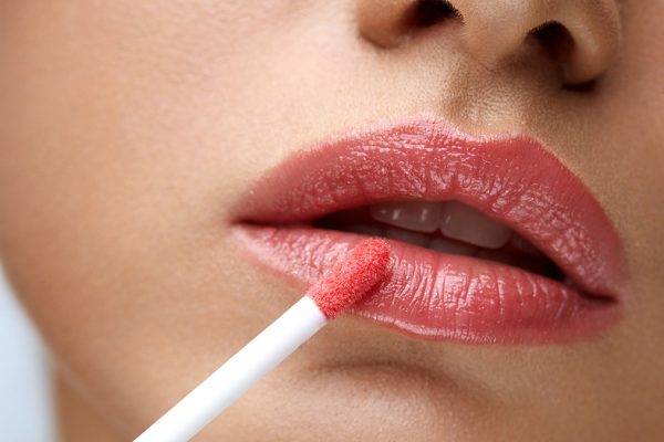 7 Tips Aman Menggunakan Lip Tint dan Lip Cream Setiap Hari