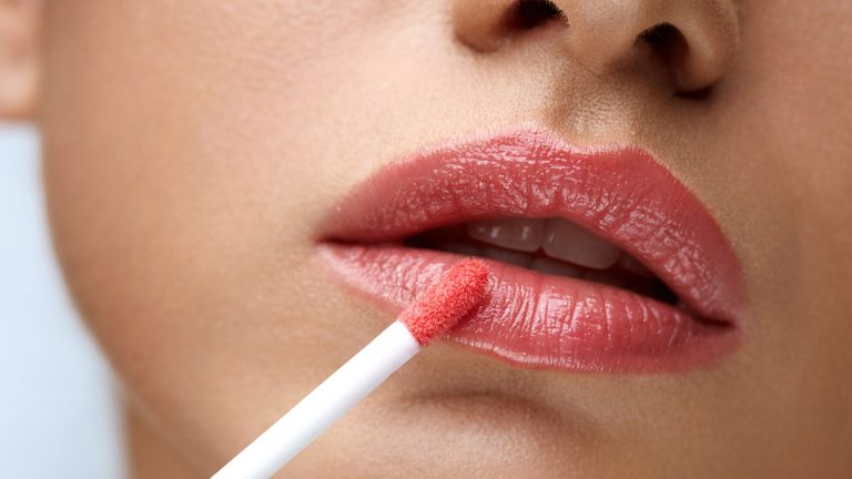 7 Tips Aman Menggunakan Lip Tint dan Lip Cream Setiap Hari